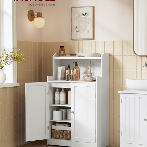 Bathroom Cabinet – Wood – Cloud White – 2-Door Design with Adjustable Shelves