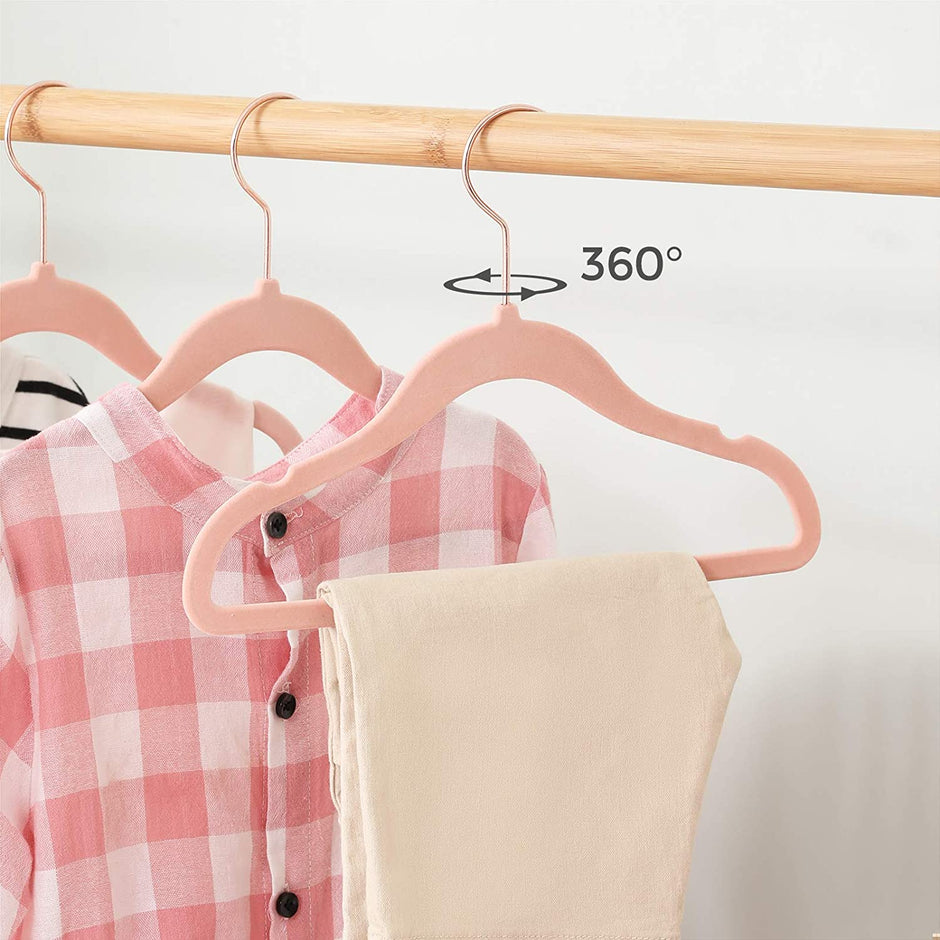 Baby Hangers – Velvet – Light Pink – Pack of 50 with Rose Gold Hooks