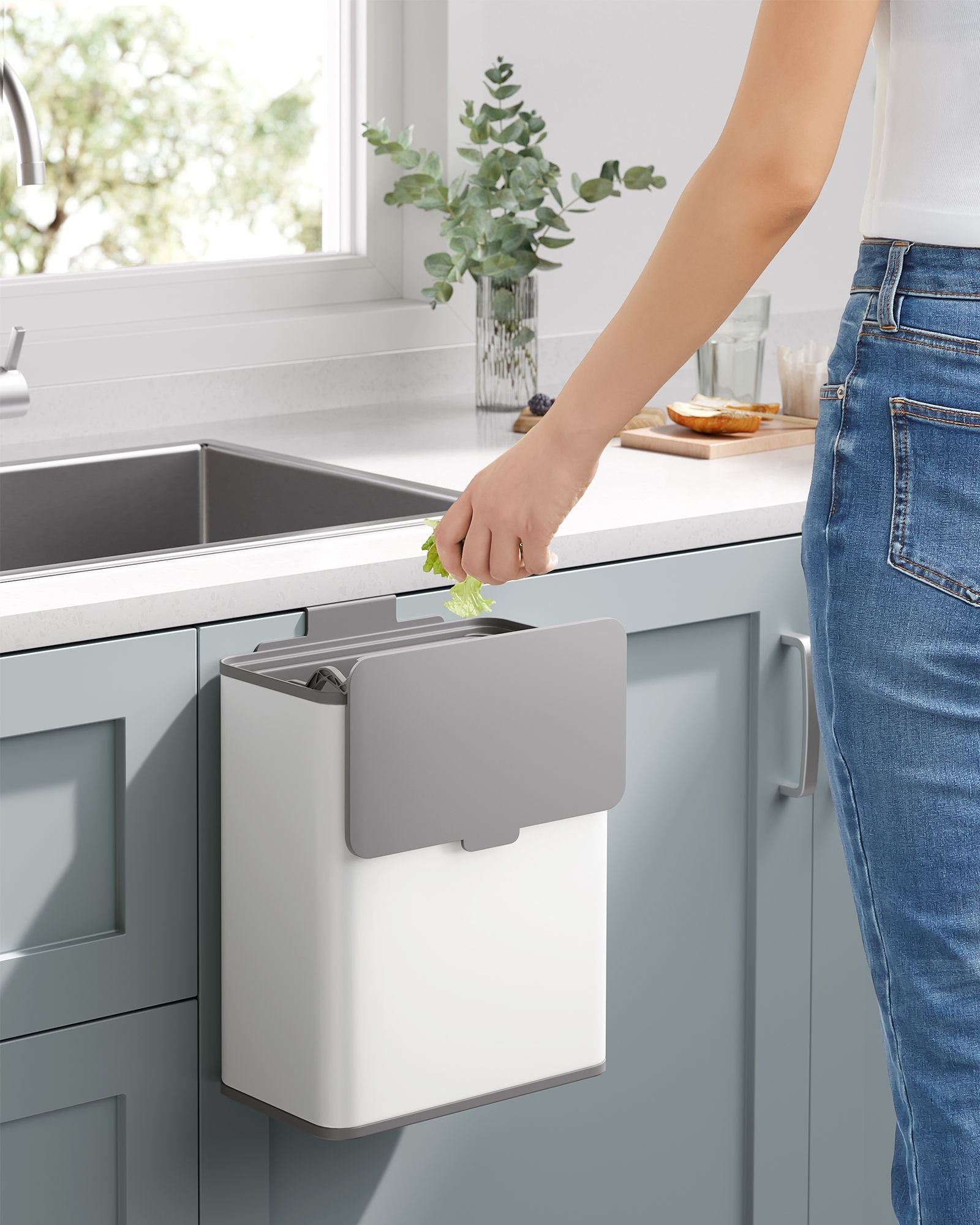 Hanging Steel Kitchen Bin – Cloud White – 8L Capacity – Lid for Food Waste with Hooks